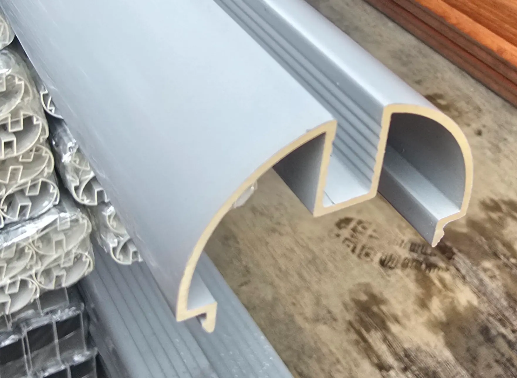 GRIS-Glass Adapter Curvo Heavy 19' (VIETNAM)con Plastiquito 